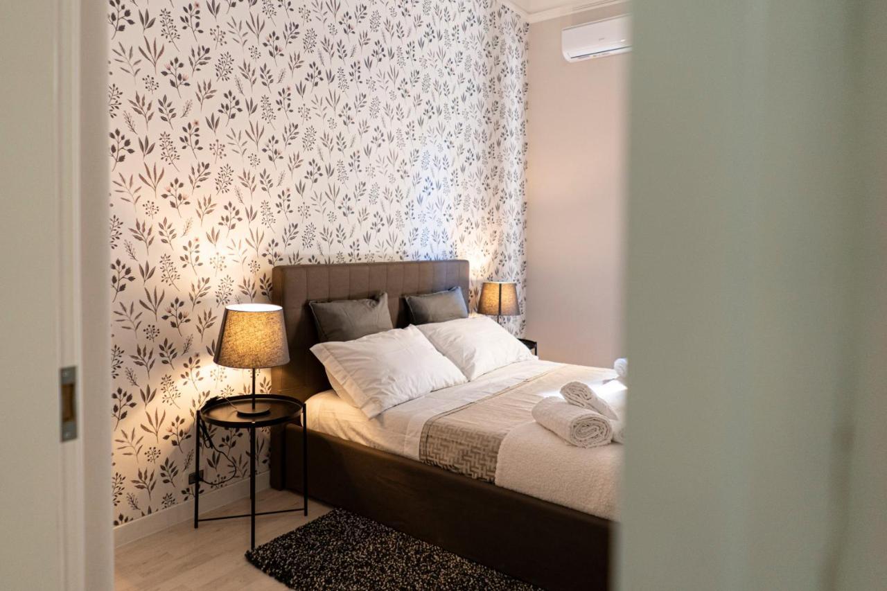 Casa Mago Apartment Catania Bagian luar foto