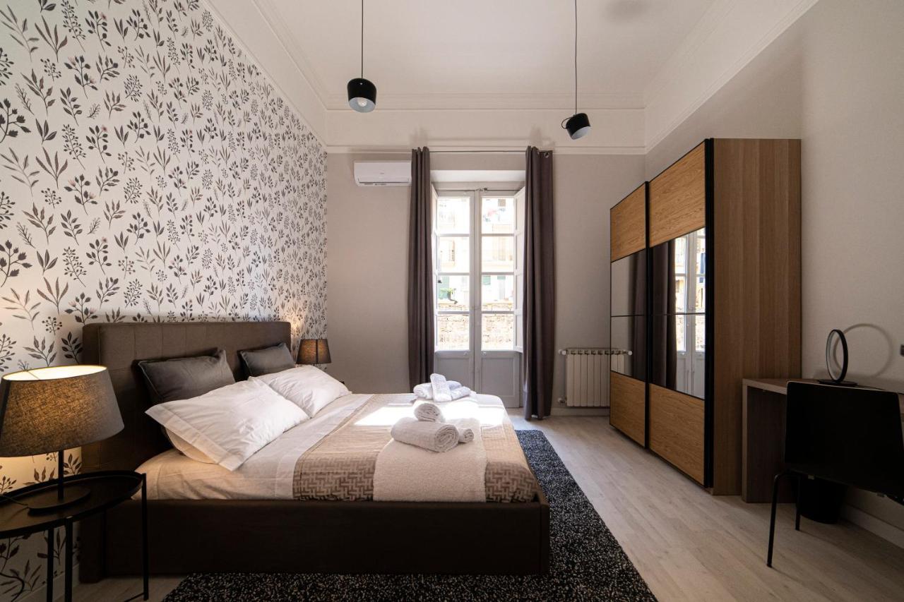 Casa Mago Apartment Catania Bagian luar foto